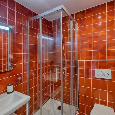 Hotell Five To Sète