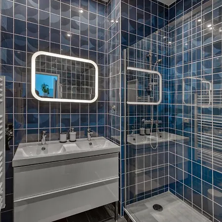 Otel Five To - Gare - Centre-ville *