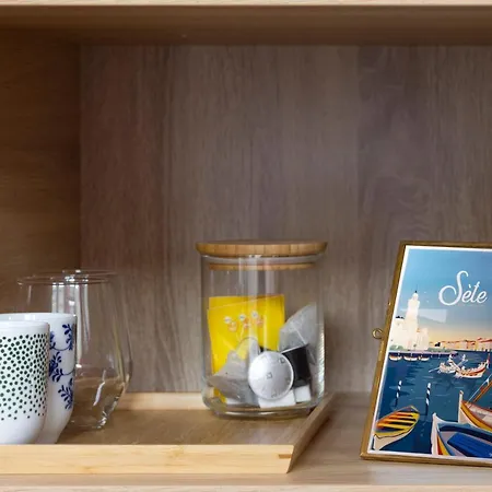 Five To - Gare - Centre-ville Otel