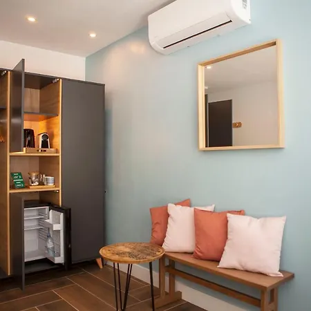 Five To - Gare - Centre-ville Otel Sète