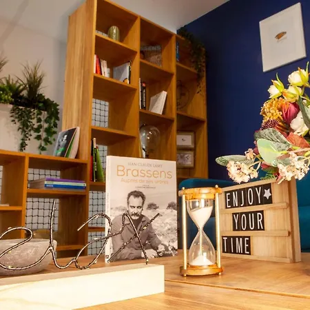 Five To - Gare - Centre-ville * Sète