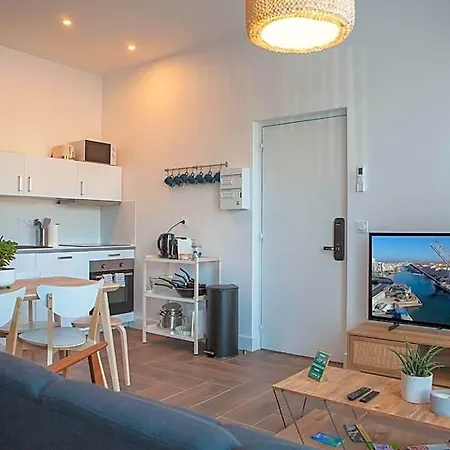 Five To - Gare - Centre-ville Hotel *